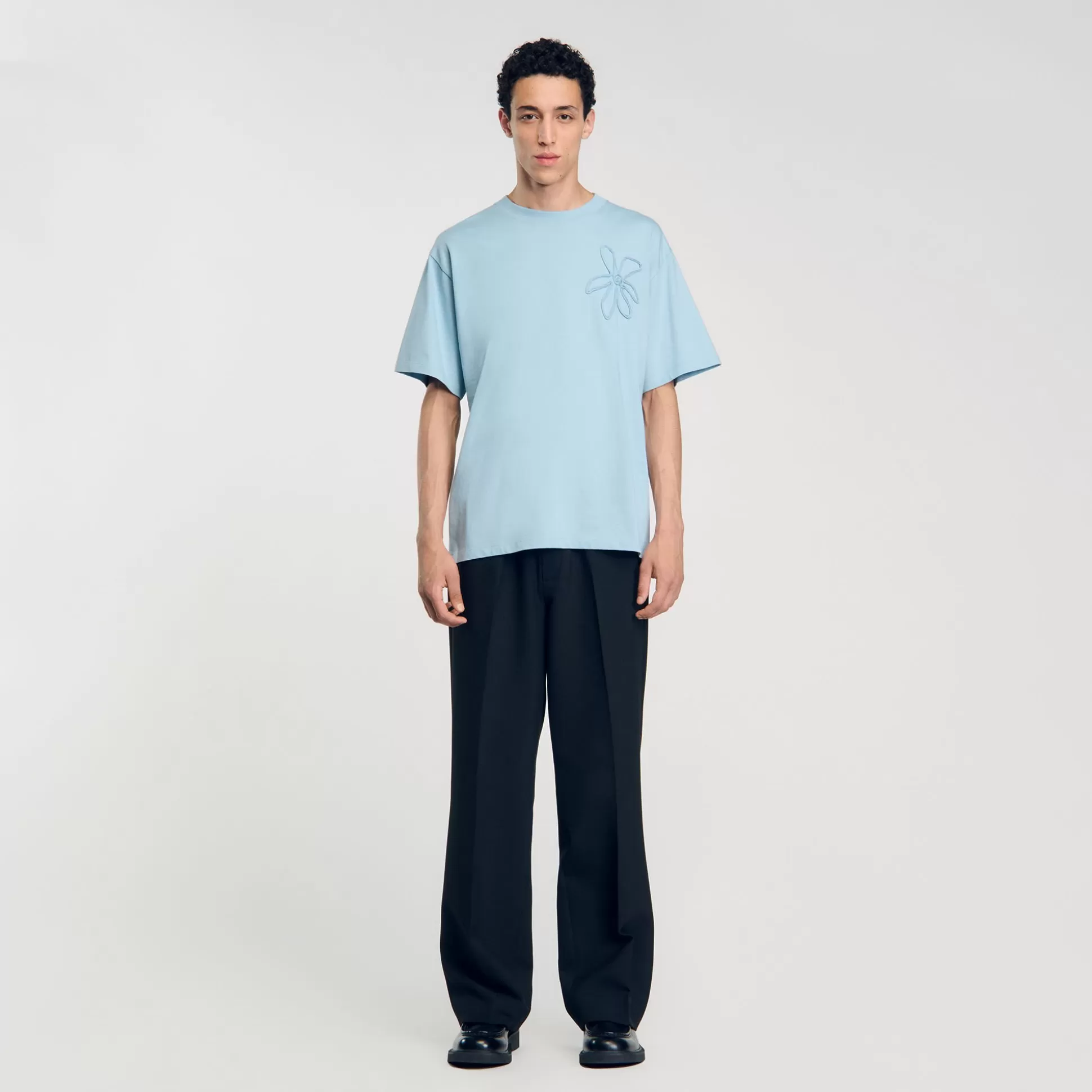 T-Shirts & Polos>Sandro Oversize-T-Shirt Mit Blumenmuster Baby Blue